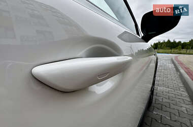 Внедорожник / Кроссовер Mazda MX-30 2022 в 