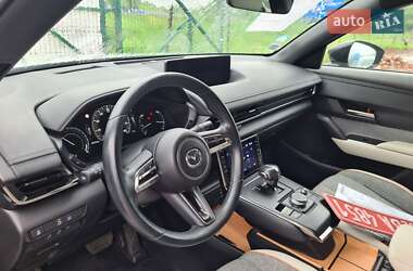 Позашляховик / Кросовер Mazda MX-30 2020 в 