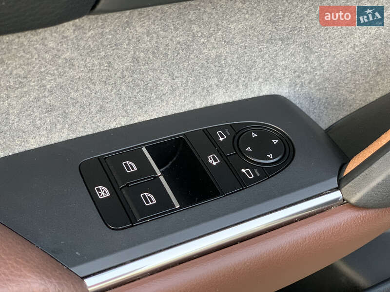 Позашляховик / Кросовер Mazda MX-30 2020 в Рівному