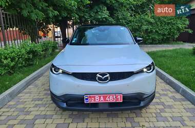 Внедорожник / Кроссовер Mazda MX-30 2020 в 