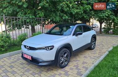 Внедорожник / Кроссовер Mazda MX-30 2020 в 