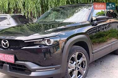 Внедорожник / Кроссовер Mazda MX-30 2020 в 