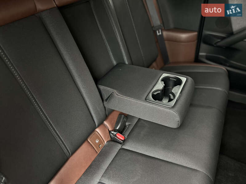 Позашляховик / Кросовер Mazda MX-30 2021 в Києві