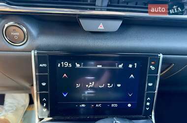 Внедорожник / Кроссовер Mazda MX-30 2021 в 