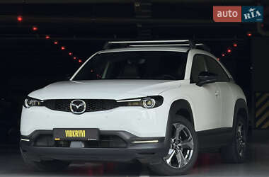 Внедорожник / Кроссовер Mazda MX-30 2020 в Киеве