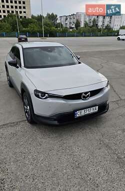 Внедорожник / Кроссовер Mazda MX-30 2021 в 