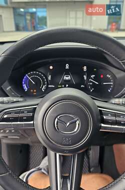 Внедорожник / Кроссовер Mazda MX-30 2021 в 