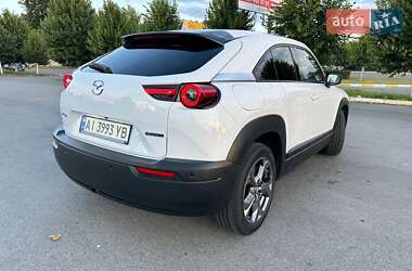 Внедорожник / Кроссовер Mazda MX-30 2020 в 