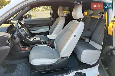 Внедорожник / Кроссовер Mazda MX-30 2020 в 