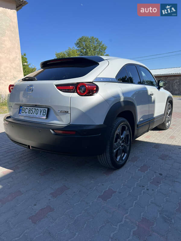 Внедорожник / Кроссовер Mazda MX-30 2021 в Золочеве