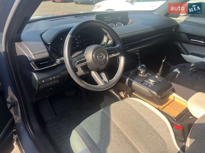Внедорожник / Кроссовер Mazda MX-30 2020 в Киеве