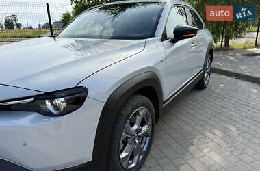 Внедорожник / Кроссовер Mazda MX-30 2023 в 
