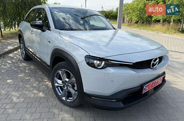 Внедорожник / Кроссовер Mazda MX-30 2023 в 