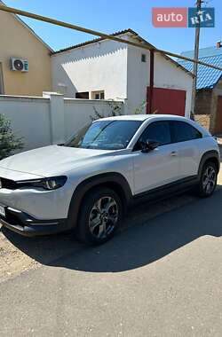 Внедорожник / Кроссовер Mazda MX-30 2020 в 