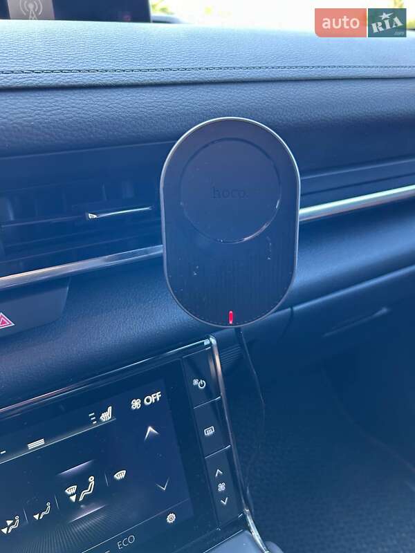 Внедорожник / Кроссовер Mazda MX-30 2020 в Черноморске