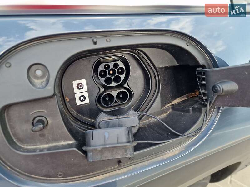 Внедорожник / Кроссовер Mazda MX-30 2020 в Виннице