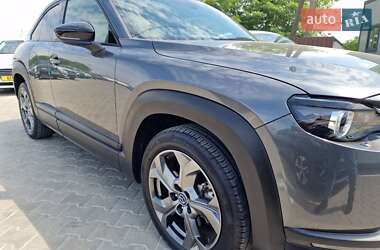 Внедорожник / Кроссовер Mazda MX-30 2021 в 