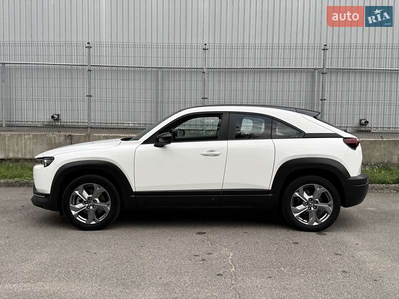 Позашляховик / Кросовер Mazda MX-30 2021 в Дніпрі
