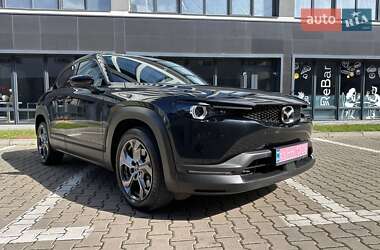 Внедорожник / Кроссовер Mazda MX-30 2022 в 