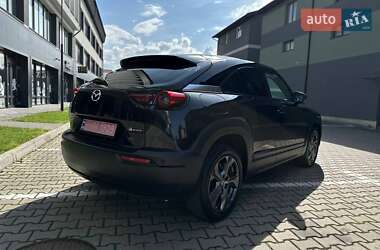 Внедорожник / Кроссовер Mazda MX-30 2022 в 