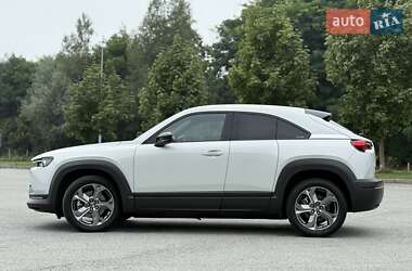 Внедорожник / Кроссовер Mazda MX-30 2021 в 