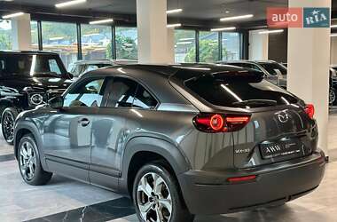 Позашляховик / Кросовер Mazda MX-30 2020 в 