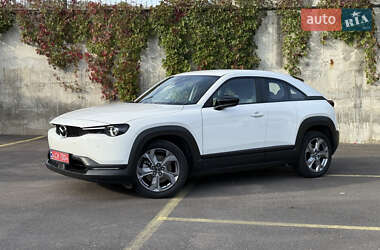 Внедорожник / Кроссовер Mazda MX-30 2021 в 