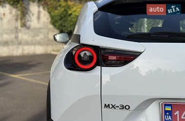 Внедорожник / Кроссовер Mazda MX-30 2021 в 