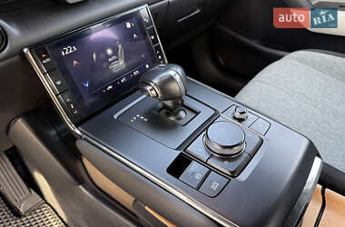Внедорожник / Кроссовер Mazda MX-30 2021 в 