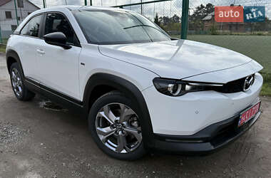 Внедорожник / Кроссовер Mazda MX-30 2023 в 