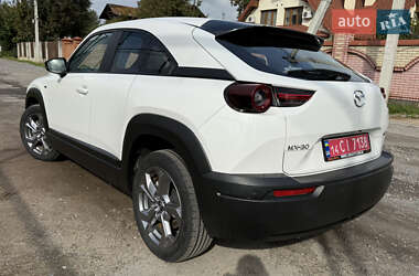 Внедорожник / Кроссовер Mazda MX-30 2023 в 