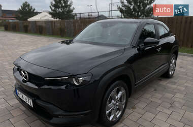 Позашляховик / Кросовер Mazda MX-30 2022 в Івано-Франківську