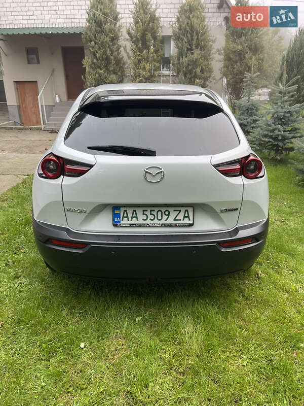 Позашляховик / Кросовер Mazda MX-30 2020 в Києві