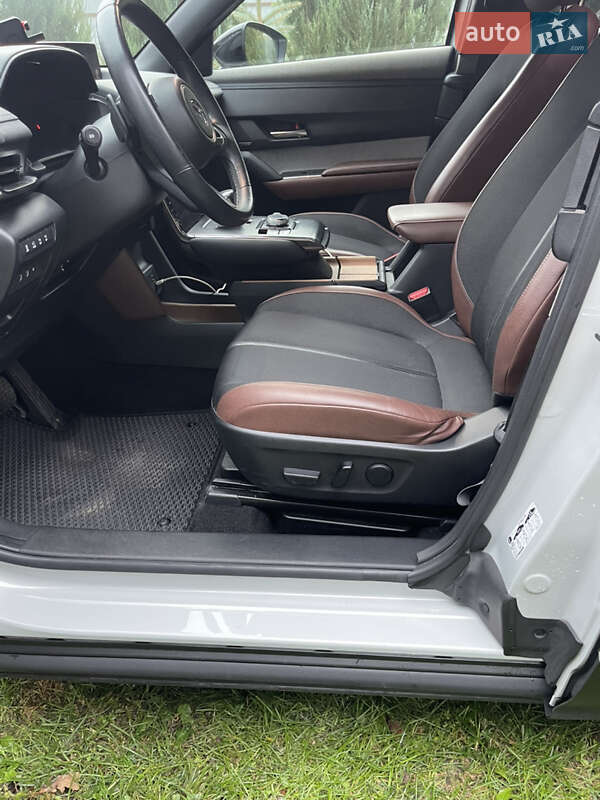 Позашляховик / Кросовер Mazda MX-30 2020 в Києві