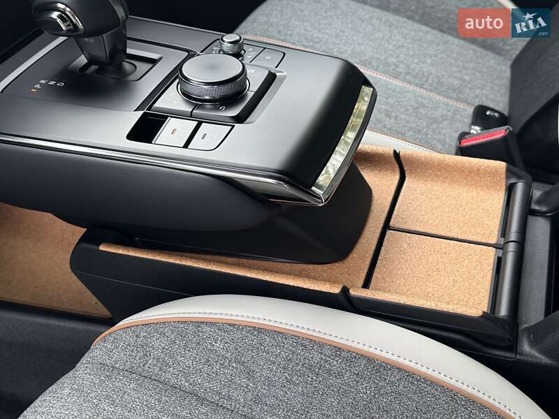 Позашляховик / Кросовер Mazda MX-30 2020 в Дніпрі