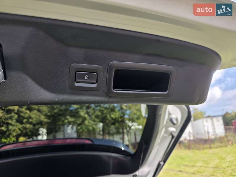 Внедорожник / Кроссовер Mazda MX-30 2021 в Львове