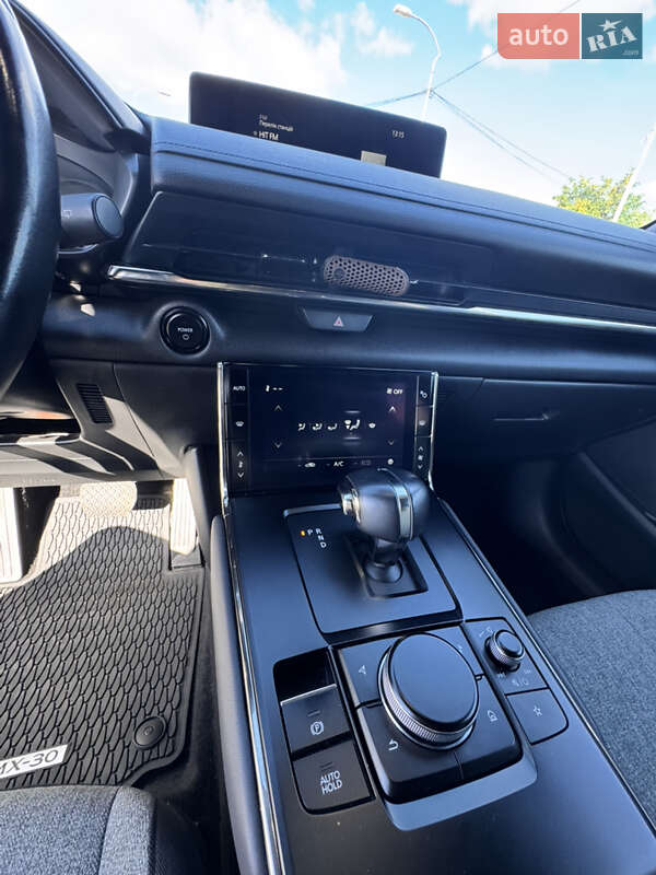 Внедорожник / Кроссовер Mazda MX-30 2021 в Киеве