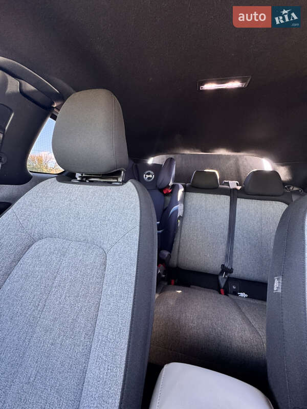 Внедорожник / Кроссовер Mazda MX-30 2021 в Киеве