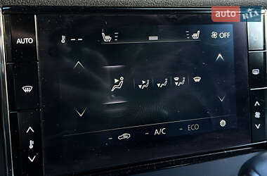 Позашляховик / Кросовер Mazda MX-30 2020 в 