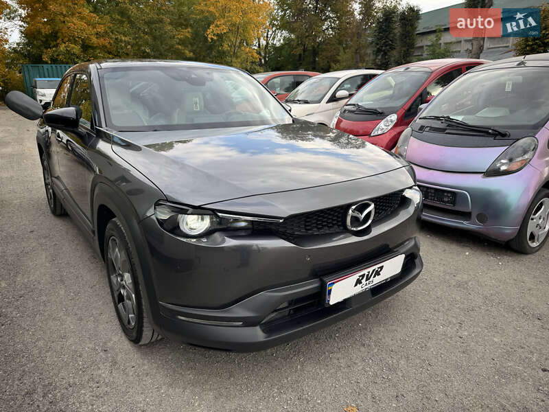 Внедорожник / Кроссовер Mazda MX-30 2020 в Тернополе