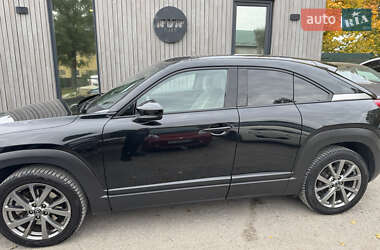 Внедорожник / Кроссовер Mazda MX-30 2020 в 