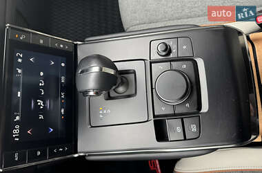 Внедорожник / Кроссовер Mazda MX-30 2020 в 