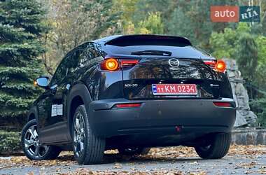 Внедорожник / Кроссовер Mazda MX-30 2021 в 