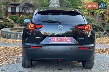 Внедорожник / Кроссовер Mazda MX-30 2021 в 