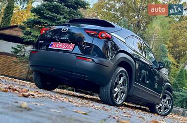 Внедорожник / Кроссовер Mazda MX-30 2021 в 
