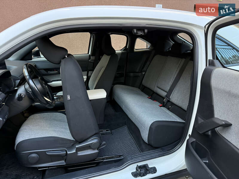 Внедорожник / Кроссовер Mazda MX-30 2021 в Тернополе фото 42 Внедорожник / Кроссовер Mazda MX-30 2021 в Тернополе