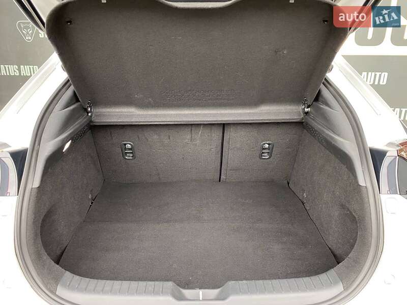 Внедорожник / Кроссовер Mazda MX-30 2020 в Хмельницком