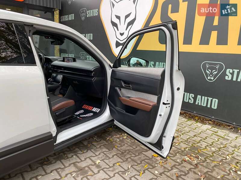 Внедорожник / Кроссовер Mazda MX-30 2020 в Хмельницком