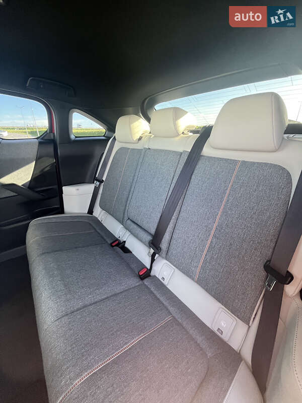 Позашляховик / Кросовер Mazda MX-30 2020 в Львові