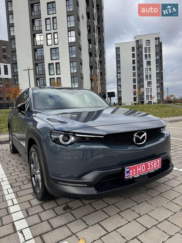 Внедорожник / Кроссовер Mazda MX-30 2021 в Луцке